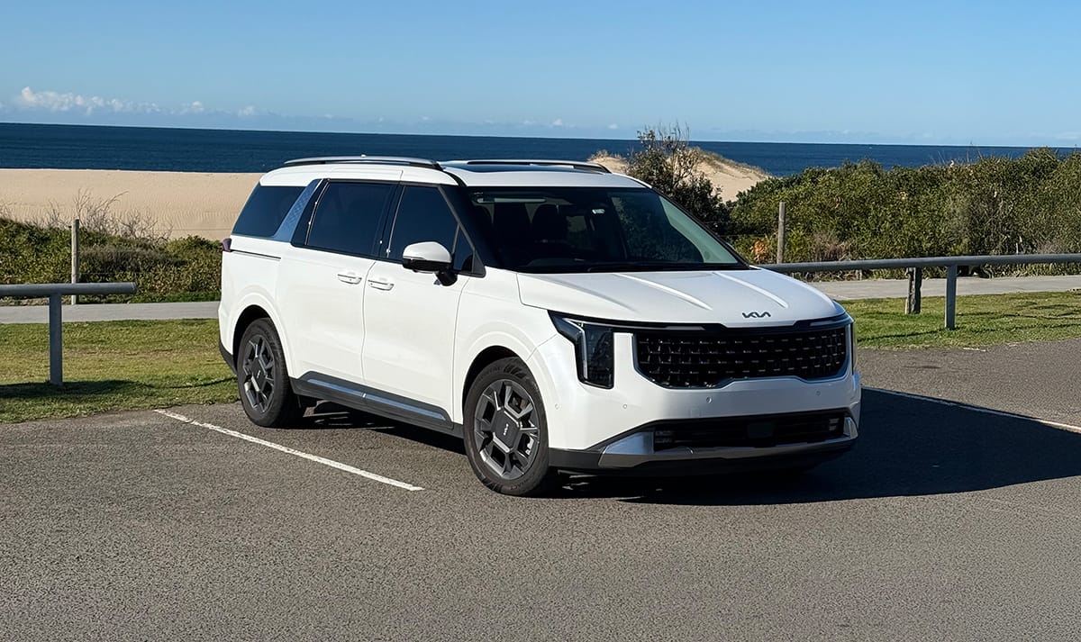 Comfort Rides Kia HEV Carnival GT